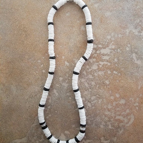 Puka & Wood Necklace 17" White with Black - Picture 3 of 7